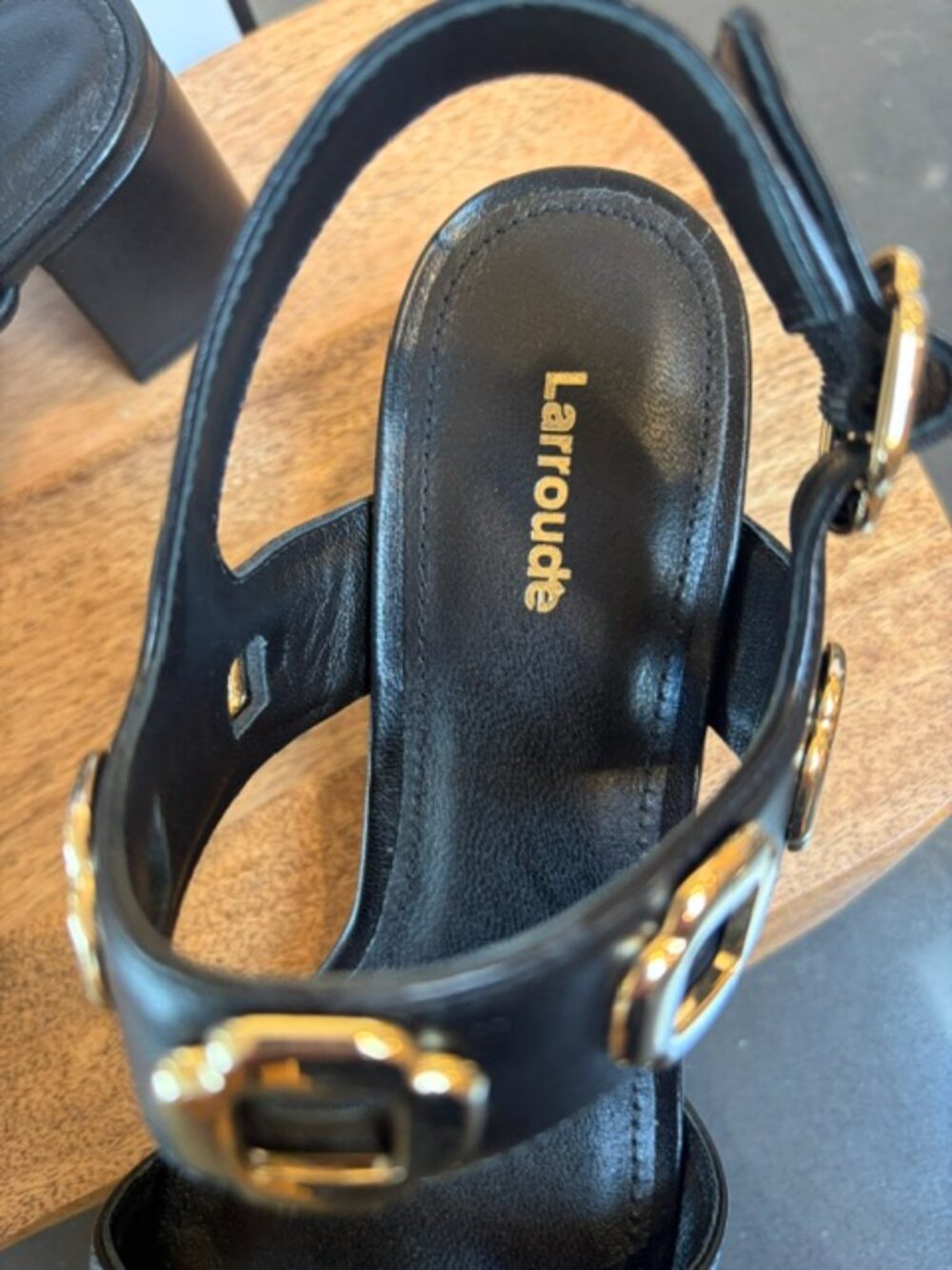 NWT/NIB Larroude Milan Sandal in Black Leather Size 8.5 - Picture 13 of 13